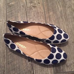 MUGU slip on shoes, brand new
