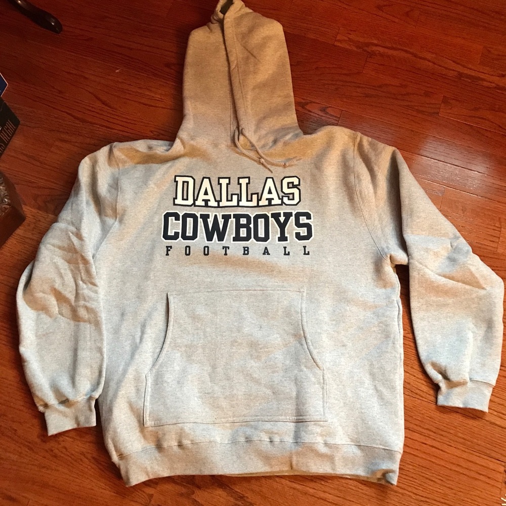 NWOT Dallas Cowboys Sweatshirt