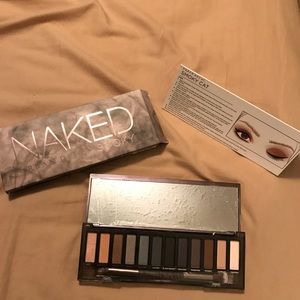 URBAN DECAY SMOKY PALLET