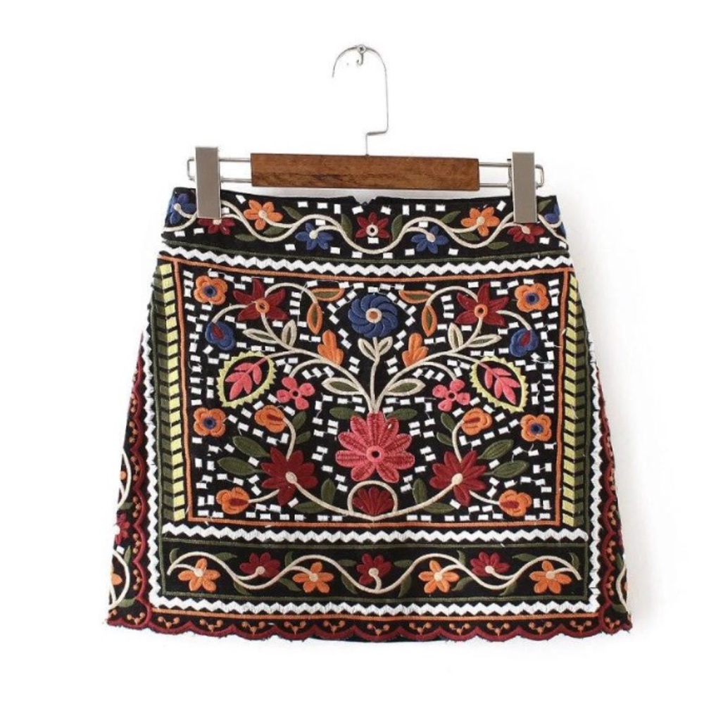 Goodnight Macaroon Embroidered Skirt