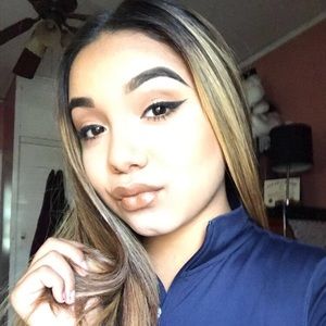 Meet your Posher, Kenndra