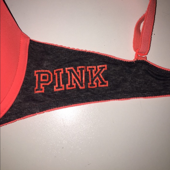 PINK Victoria’s Secret Wear Everywhere Bra - Picture 2 of 4