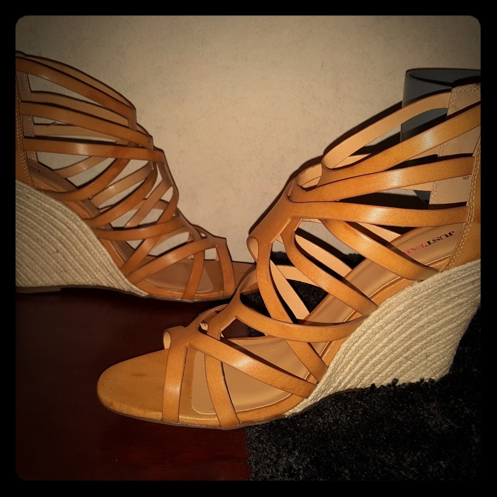 Wedge sandals