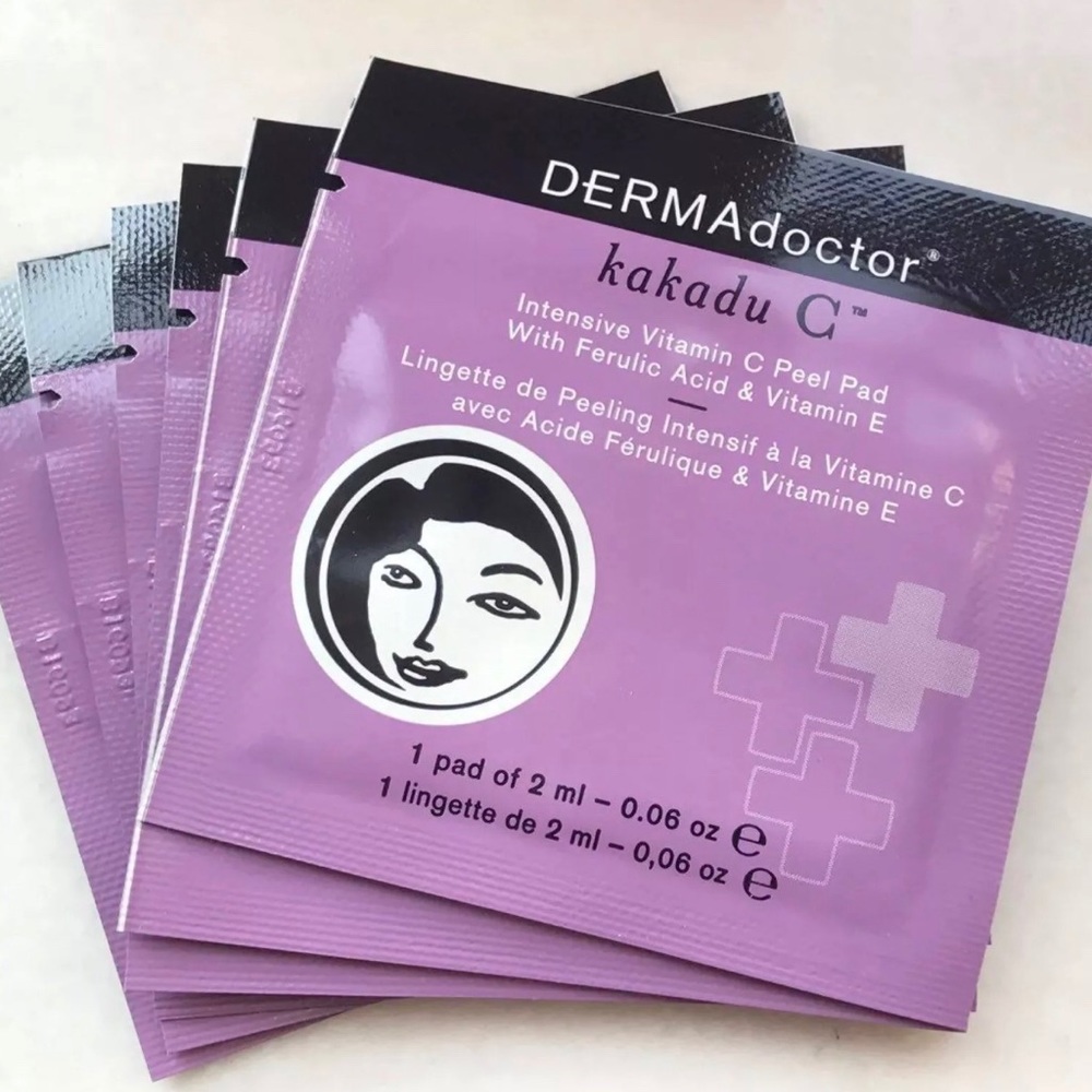 13x DERMADoctor Kakadu C - Vitamin C Peel Pads