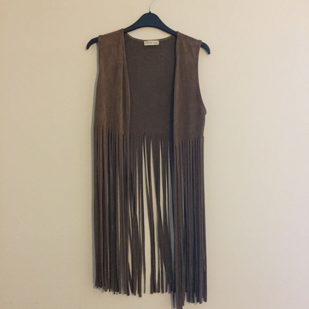 Pixi + ivy fringe faux suede vest