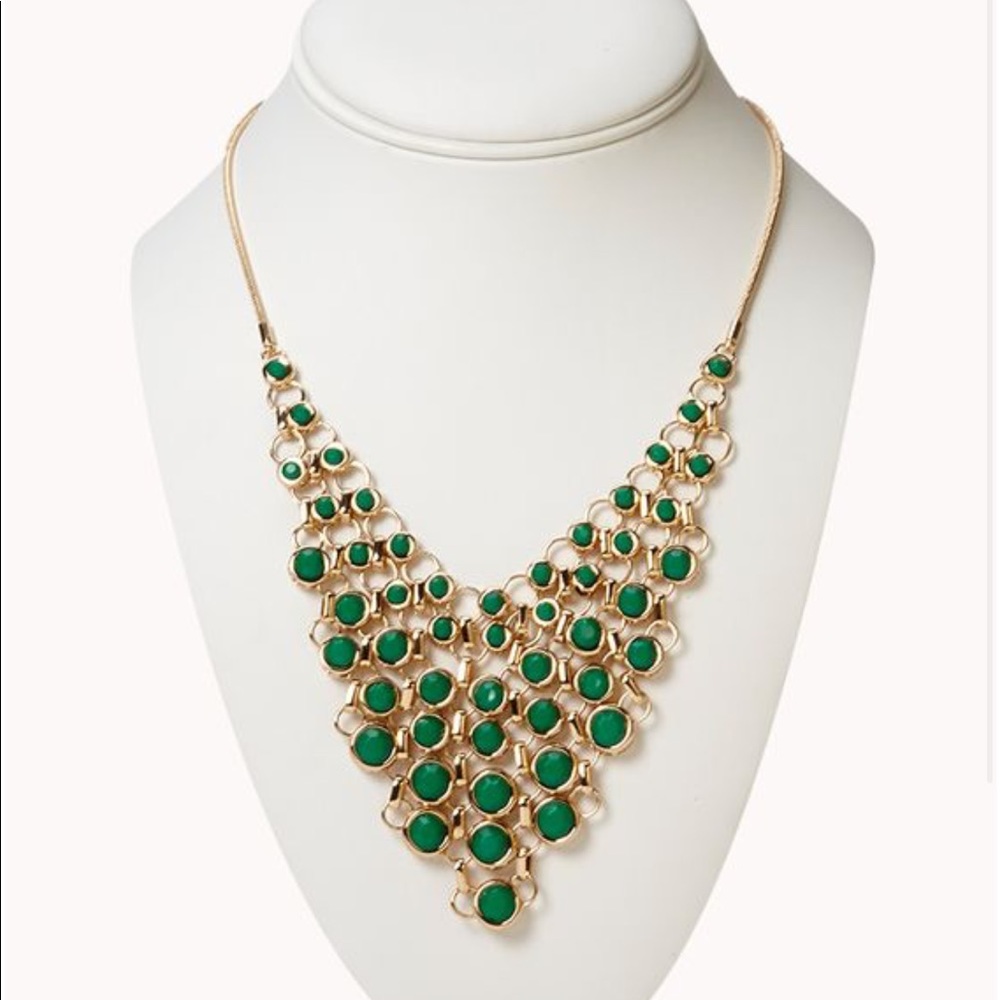 Green and gold chain