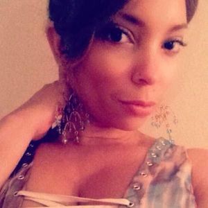 Meet your Posher, Tomotha