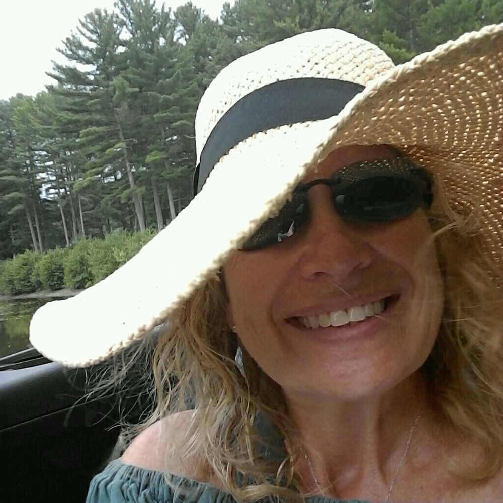 Meet your Posher, Julie