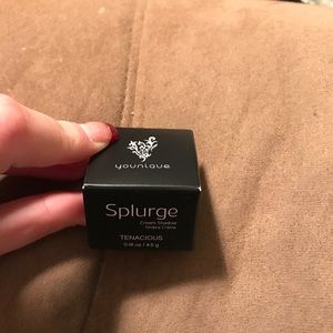 Younique splurge tenacious cream shadow
