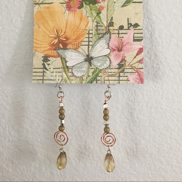 🦋Handmade Wire Earrings🦋 - Picture 1 of 1