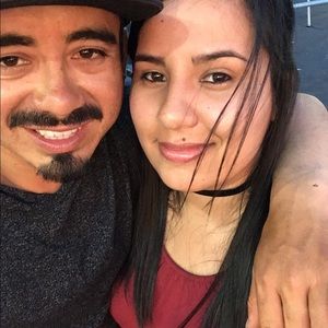 Meet your Posher, Yesenia