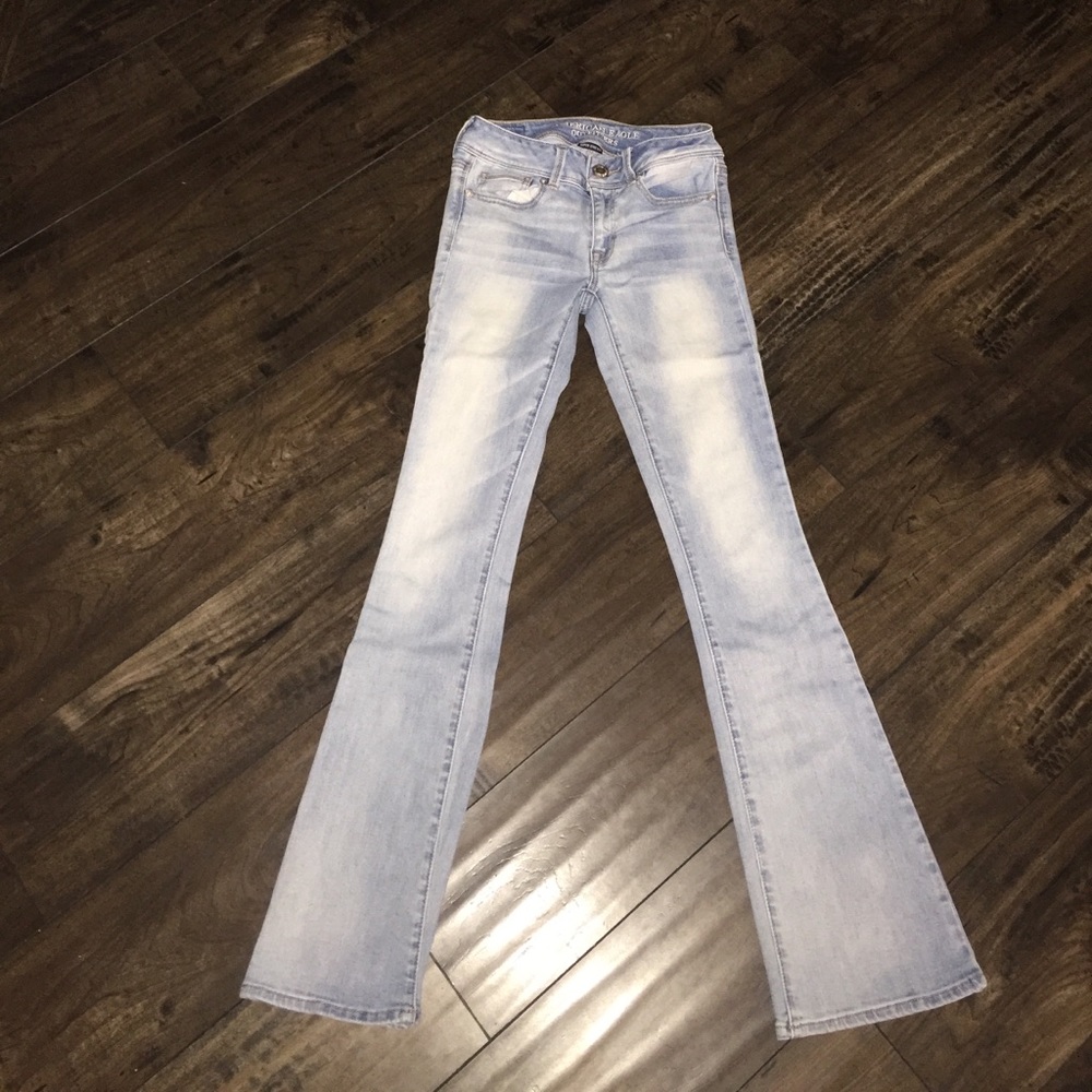 ❌❌SOLD❌❌American Eagle Super Kick Boot Jeans