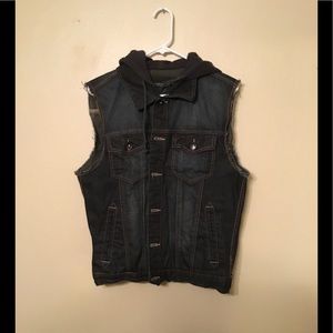 Forever 21 Men’s Jean Vest