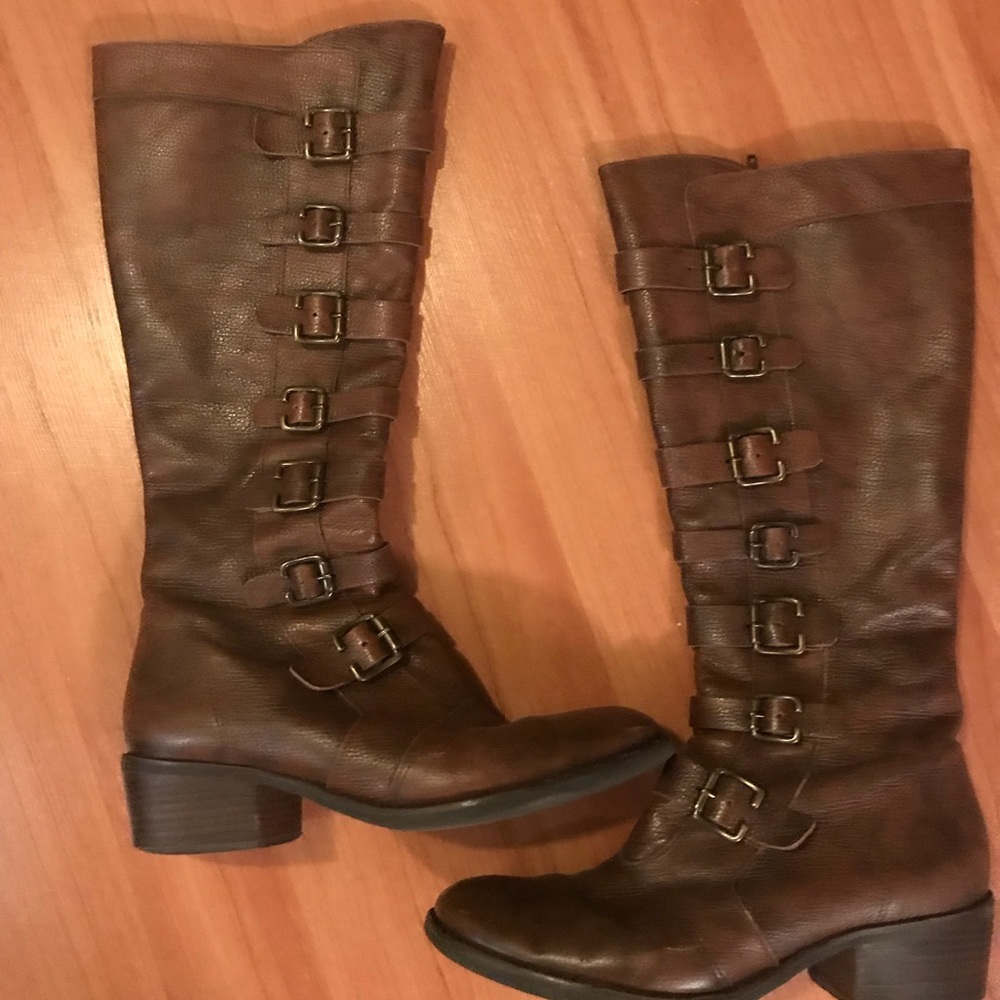 Edgy Brown Fall Boots 👢🍂