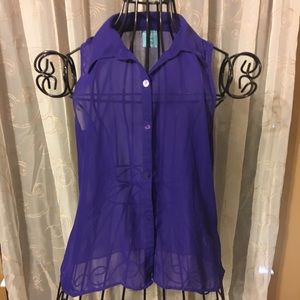 Sheer sleeveless collared shirt
