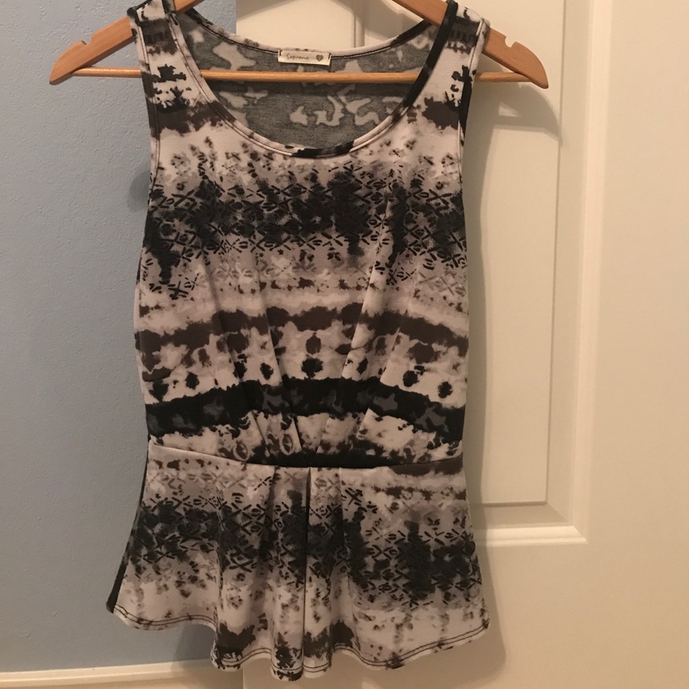 Black and white tie died peplum tank top