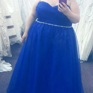 Alfred Angelo Bridesmaid Gown