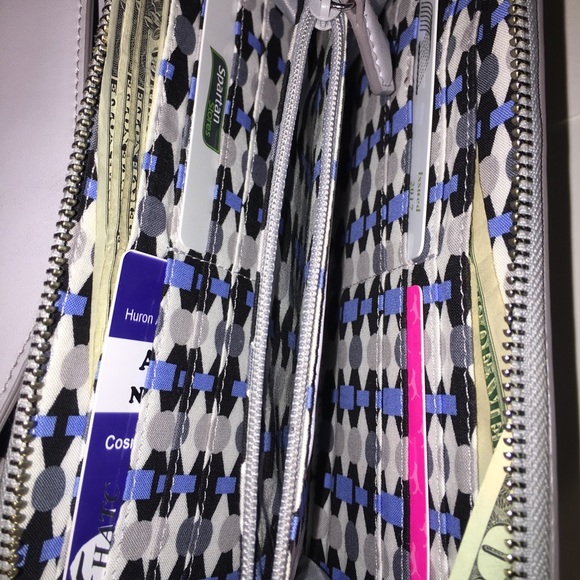 Wallet - Picture 5 of 8