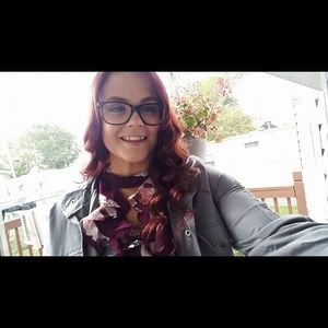 Meet your Posher, Kayla