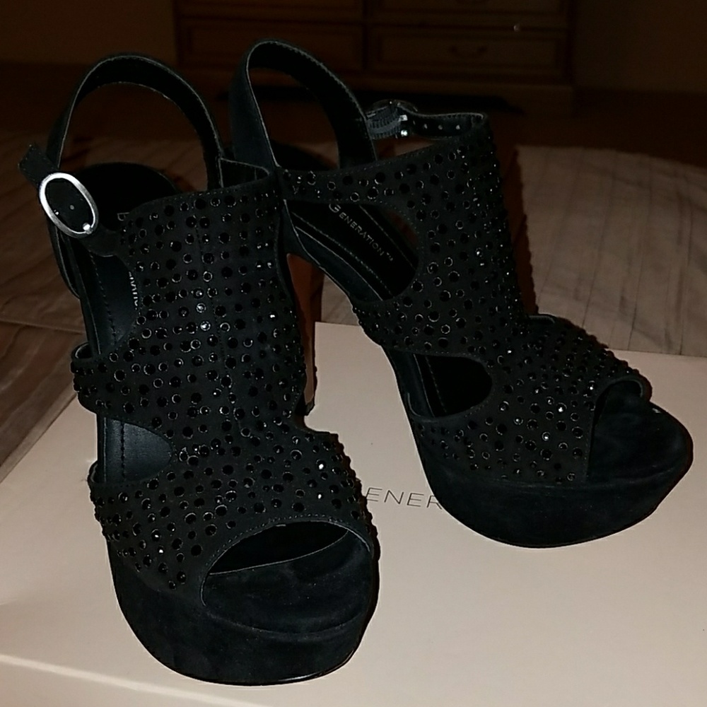 BCBG heels