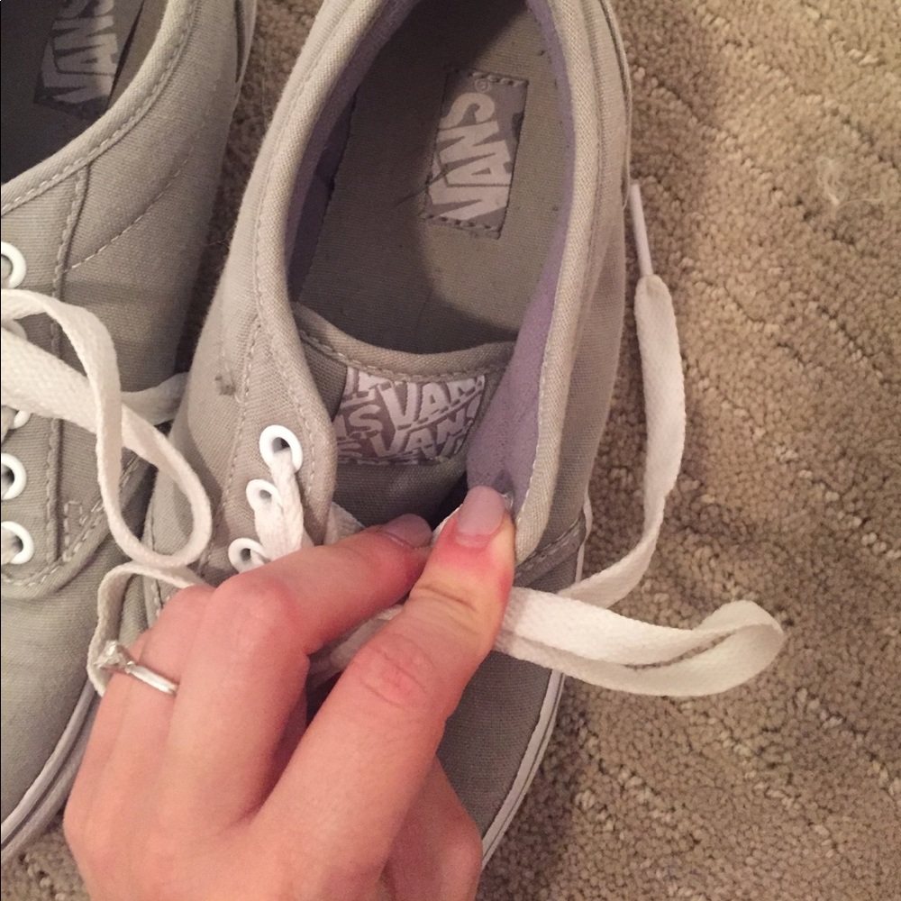 Vans - Picture 4 of 5