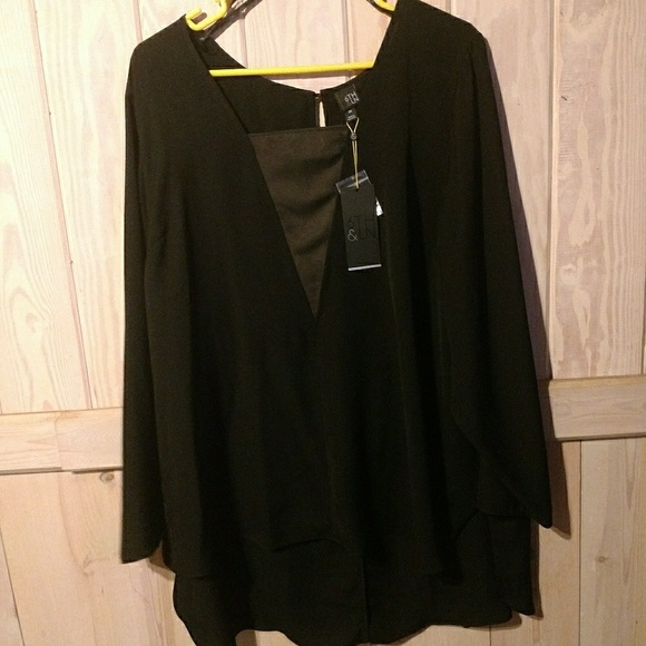 NWT Lane Bryant 6th& Lane black tunic top - Picture 1 of 3