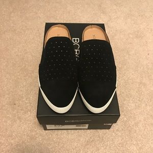 BCBG SLIDES 8.5