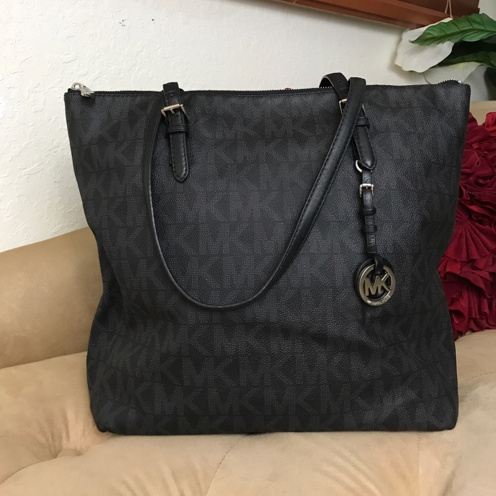 ❌SOLD❌Michael Kors Tote