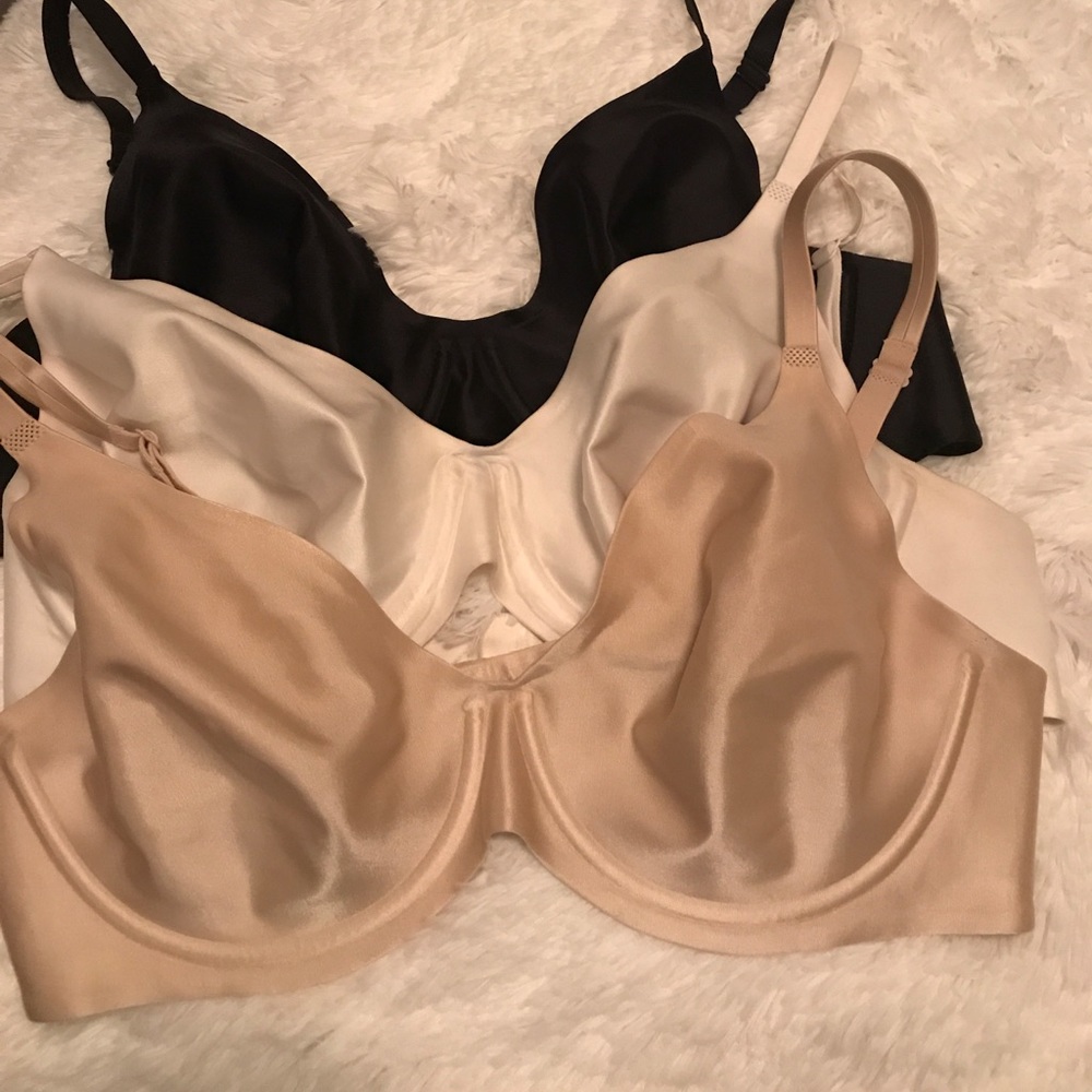 Victoria Secret Body By Victoria 36C