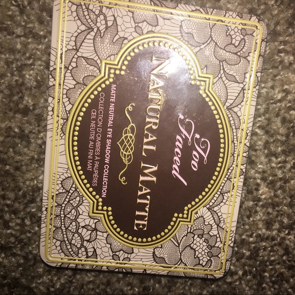 Too Faced Natural Matte - Picture 1 of 4