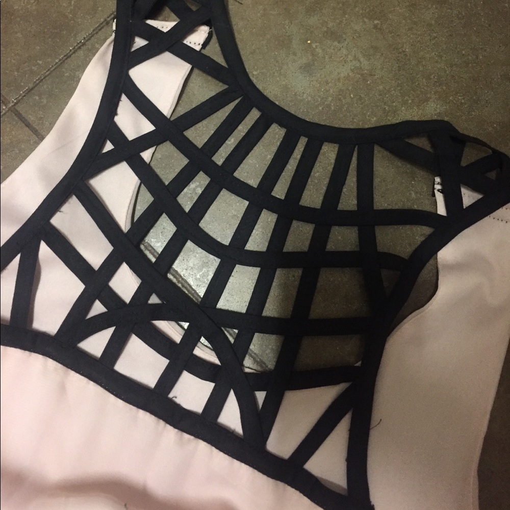 Dress - Picture 2 of 2