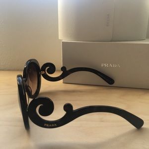 AUTHENTIC Prada Baroque round Sunglasses