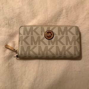 MK wallet
