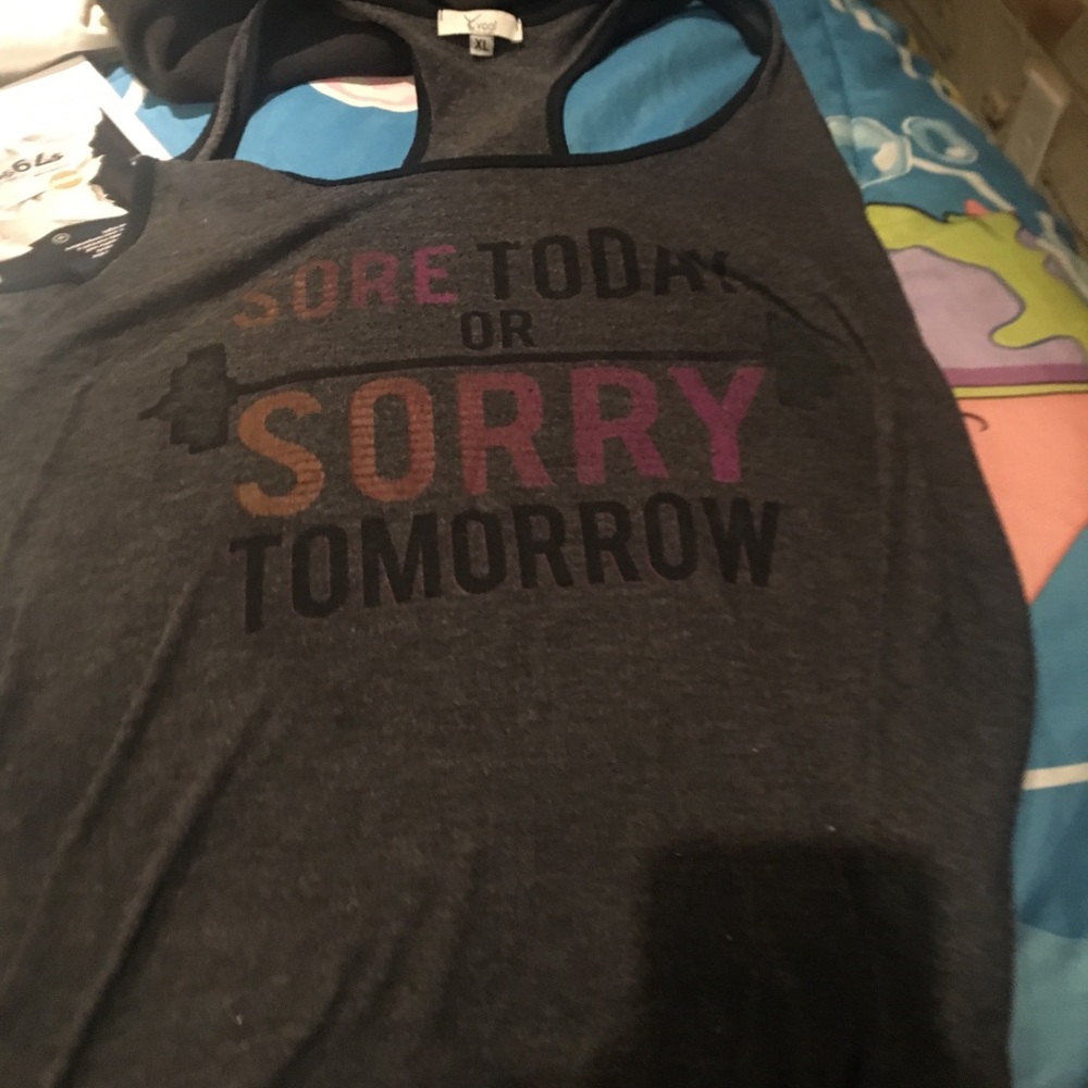 A yogi xl workout shirt