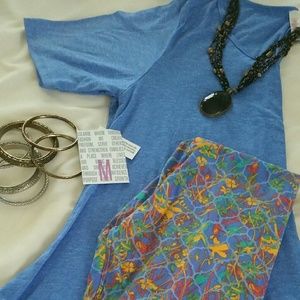 *SOLD* Lularoe Outfit M Perfect & OS