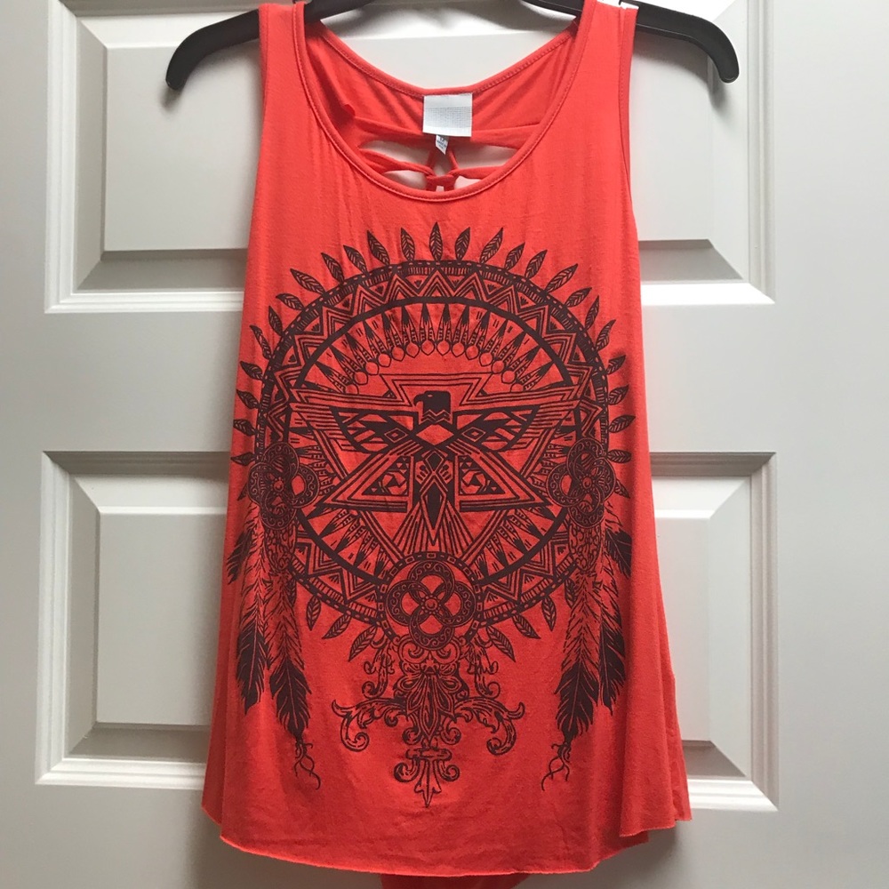Tribal tee