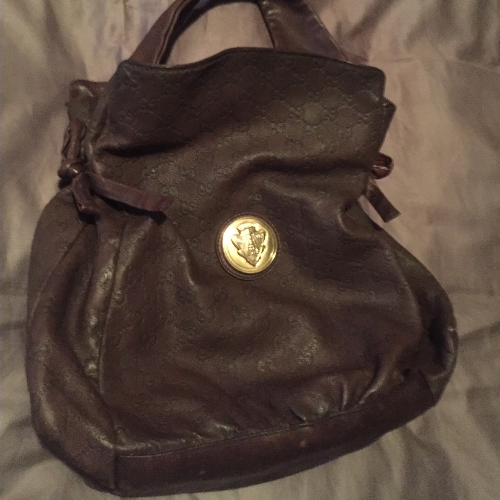 GUCCI PURSE. EXCELLENT CONDITION.
