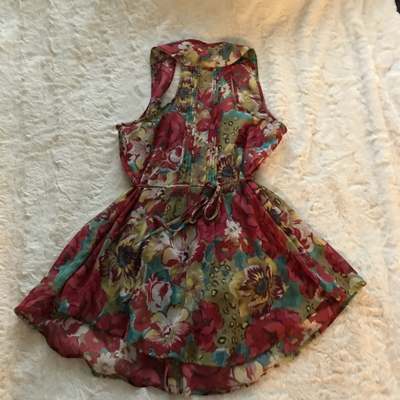 American Rag Floral Tunic - Picture 2 of 5