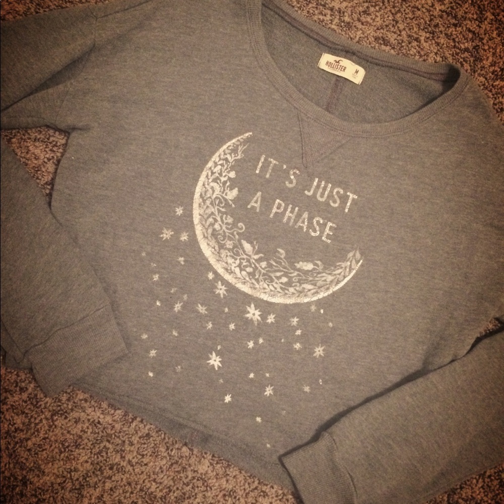 Hollister Cropped Sweater