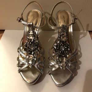 Silver Antonio Melani jeweled👠 (MAKE AN OFFER!)