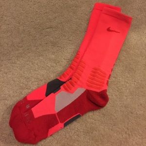 Men's Nike dri-fit elite socks