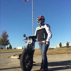 Meet your Posher, Cathy