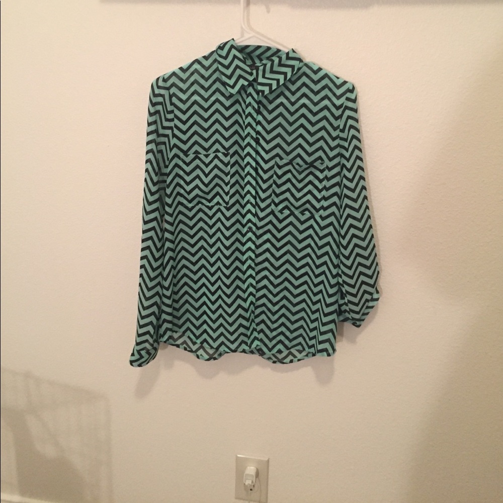 Chevron print top