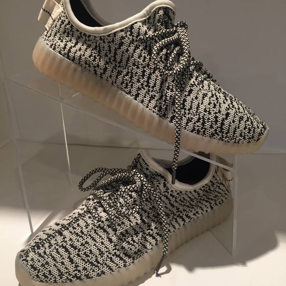 LEDz Kickz "Yeezy Inspired" Canvas Sneakers 5.5
