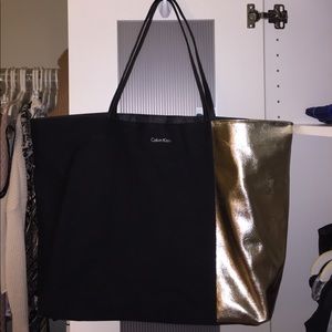 *MOVING SALE* Calvin Klein tote bag