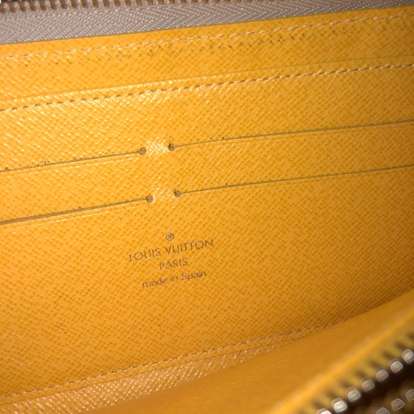 Louis Vuitton wallet - Picture 3 of 4