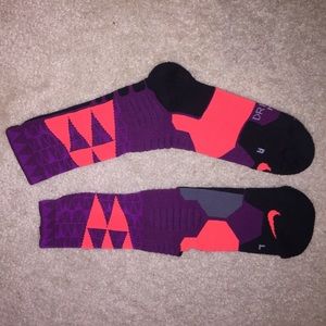 Nike hyper elite Lebron socks