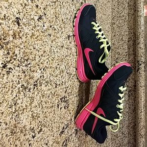 Women's Nike shoes