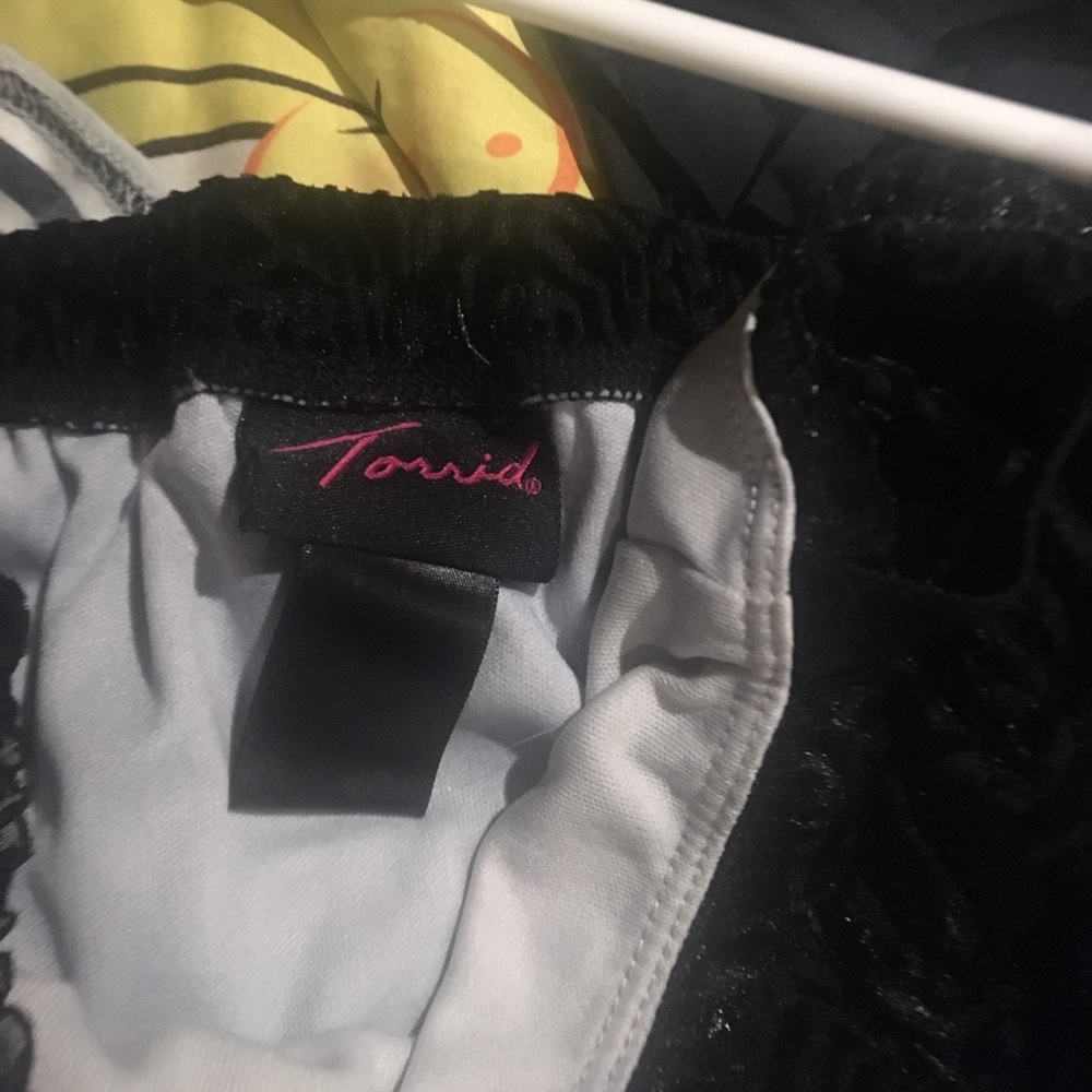 Torrid black tank top