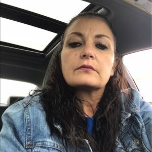 Meet your Posher, Vickie
